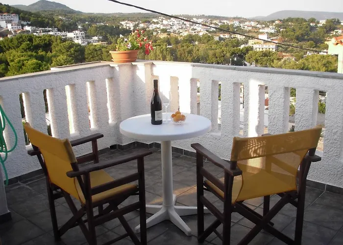 Ikos Studios And Apartments