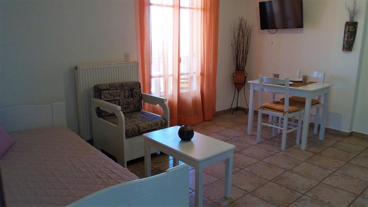 Apartmán Ikos And Patitírion