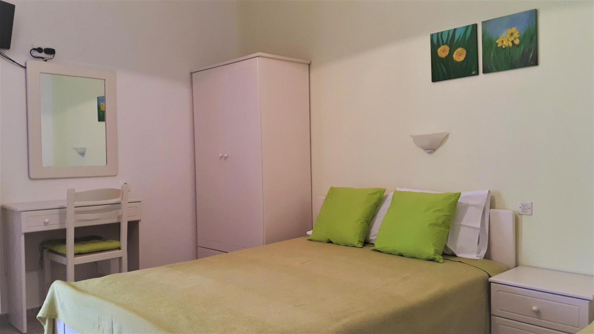 Ikos And Apartmán *